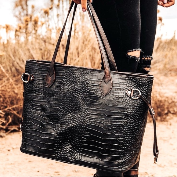 Freebird by Steven Handbags - RARE!! LIKE NEW Freebird By Steven Mara Croco Embossed Leather Tote Bag Satchel…